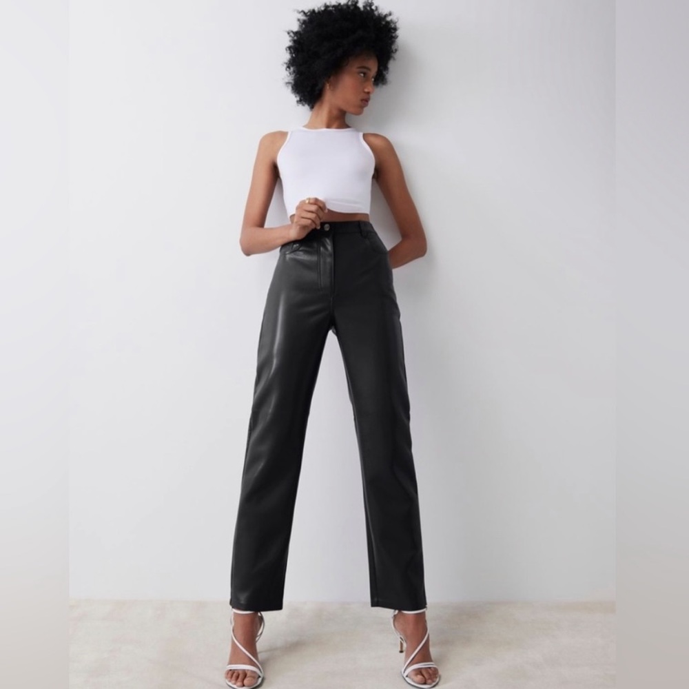 Aritzia Melina Grey High-waisted Vegan Leather pants Size 0
